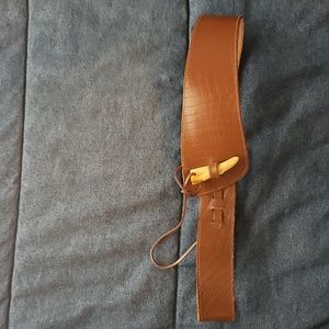 Wide Belt With Fun Hook